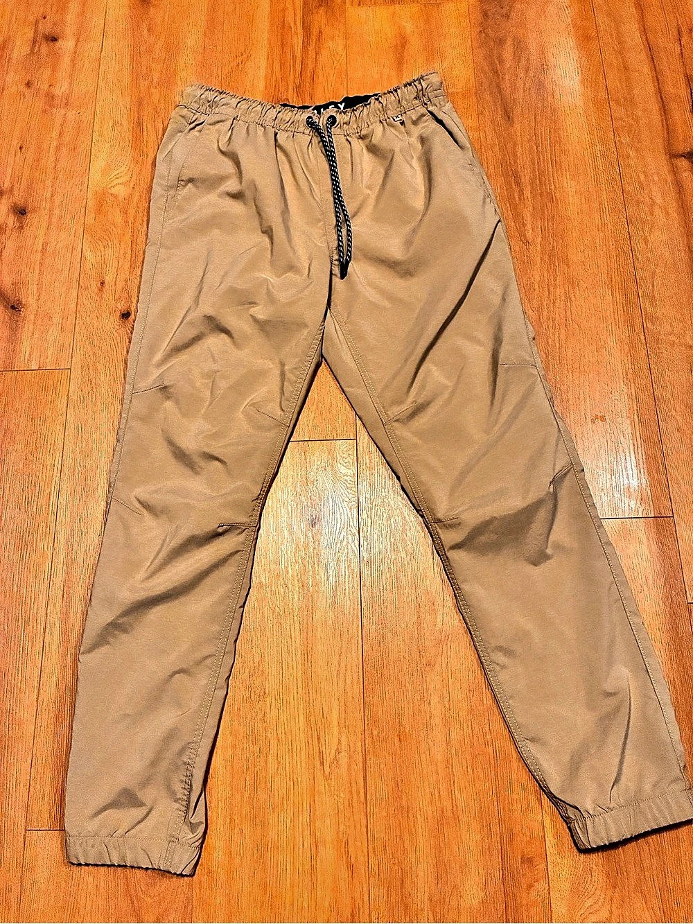 Hurley Dri-Fit Jogger Pants Khaki. Men's Large